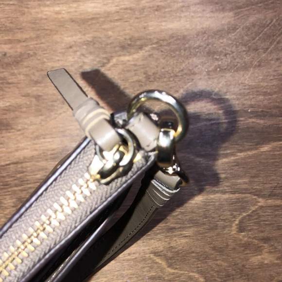 Michael Kors small tan mini handbag/purse - Picture 6 of 10